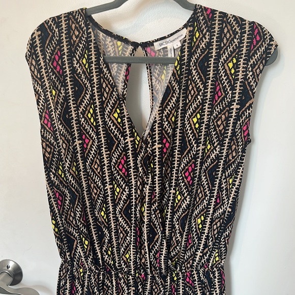 BCBGeneration Short Sleeve Tribal Romper - Picture 3 of 5